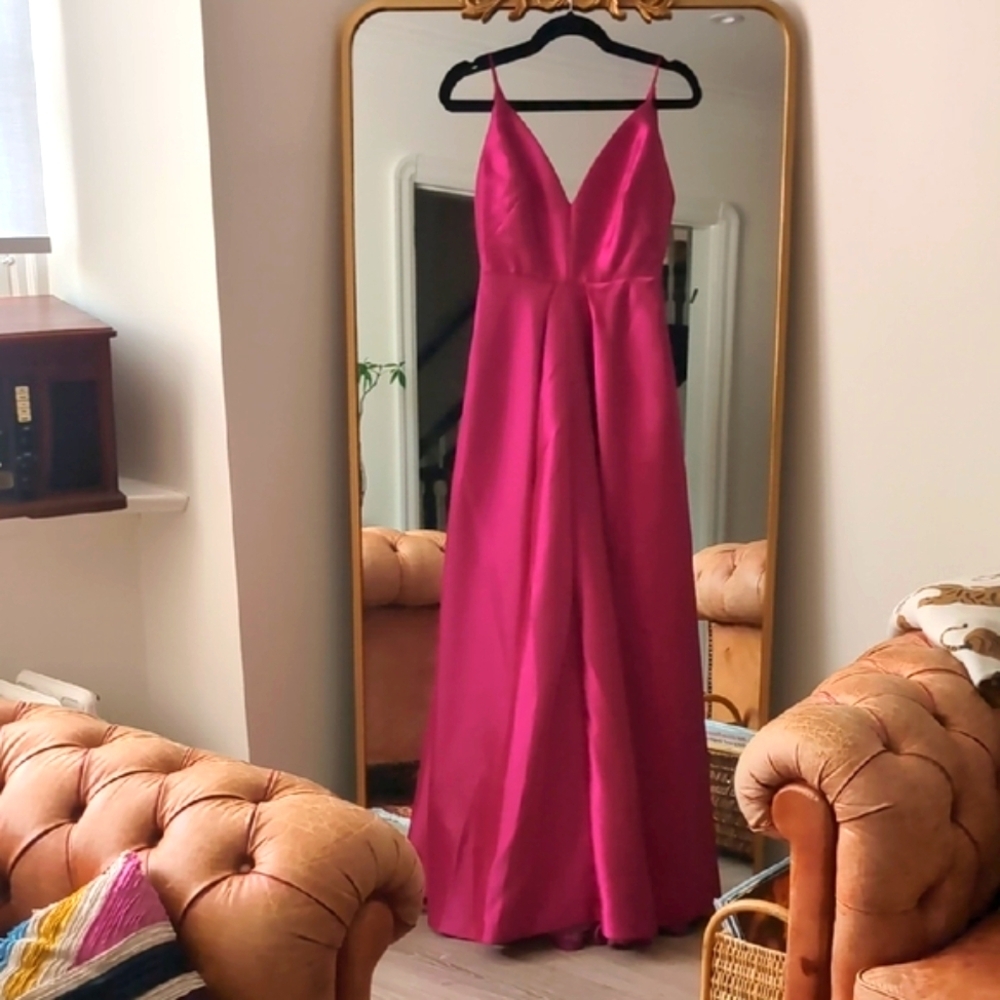 Monique Lhuillier Magenta Gown Dress